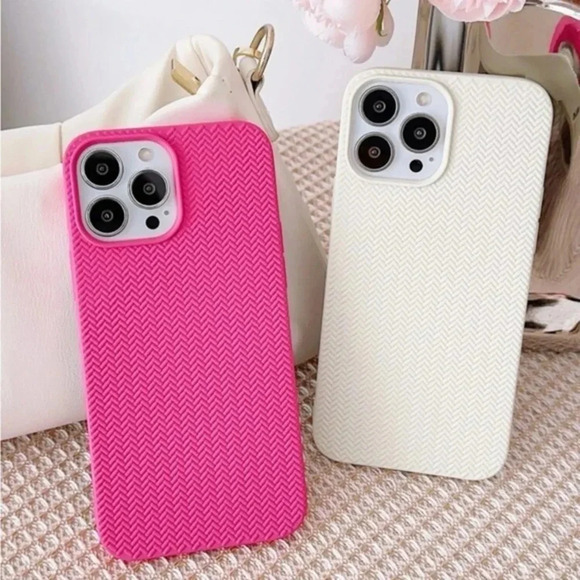 ⚠️Clearance🫧iPhone 13/Pro Max 2pcs Cute Textured iPhone Cases Pink And White - Picture 1 of 4